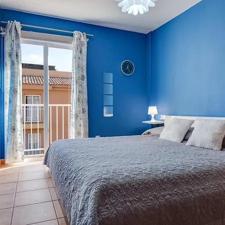 Casa Das Cores Holiday home *